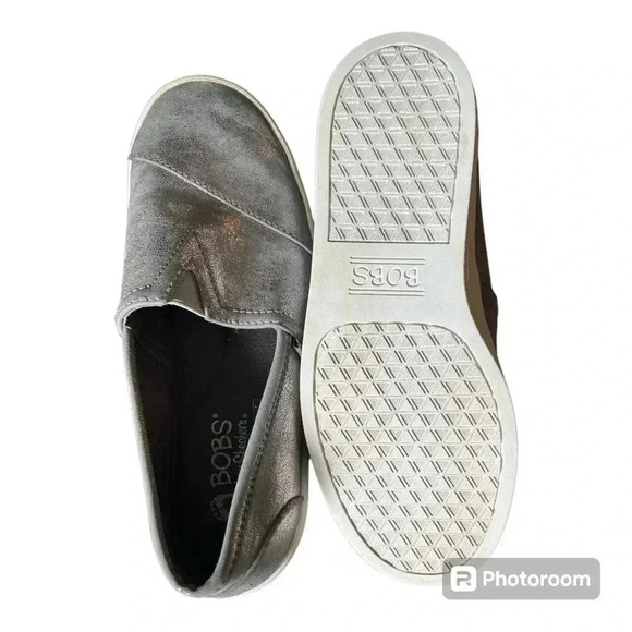 Bobs Silver Colored Flats-Size 7 - Picture 3 of 5